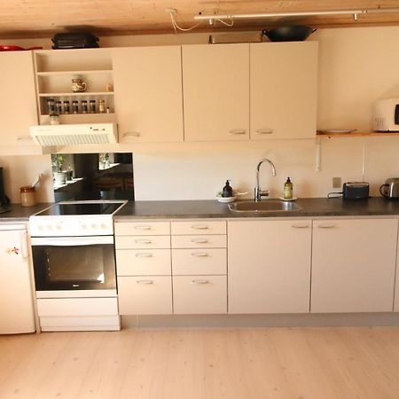 One Bedroom Apartment In Quiet Neighborhood 토르스하운 외부 사진