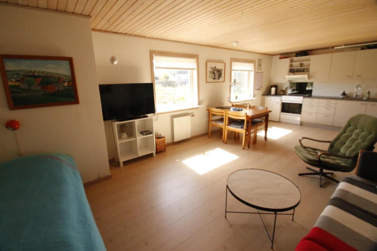 One Bedroom Apartment In Quiet Neighborhood 토르스하운 외부 사진